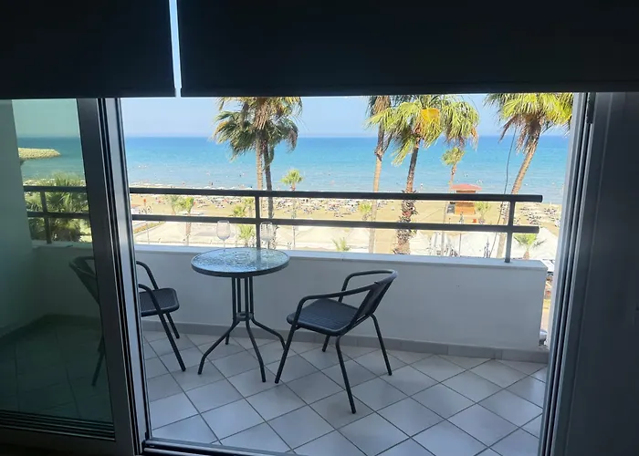 Krasas Apartament Larnaca