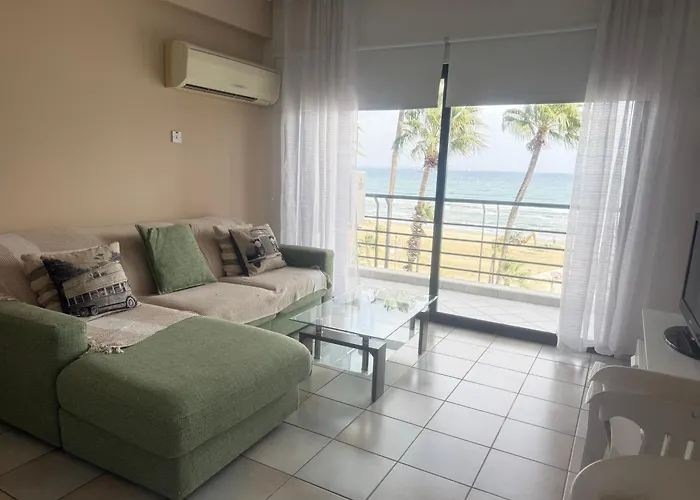 Krasas * ラルナカ